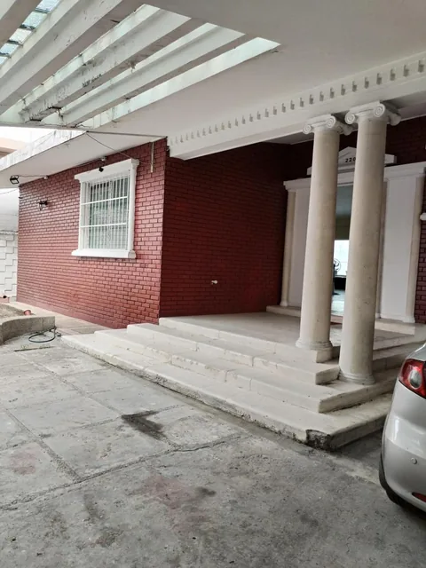 Se Vende Casa en Urdesa con Uso de Suelo Comercial "Precio de Oportunidad", Guayas — imagen 5