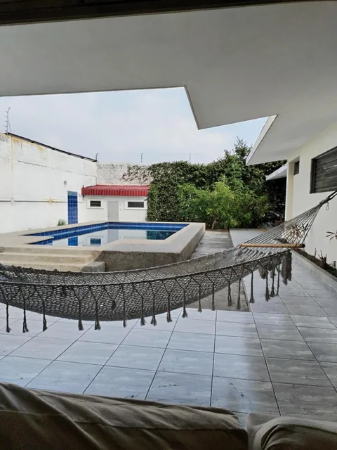 Se Vende Casa en Urdesa con Uso de Suelo Comercial "Precio de Oportunidad", Guayas — imagen 4