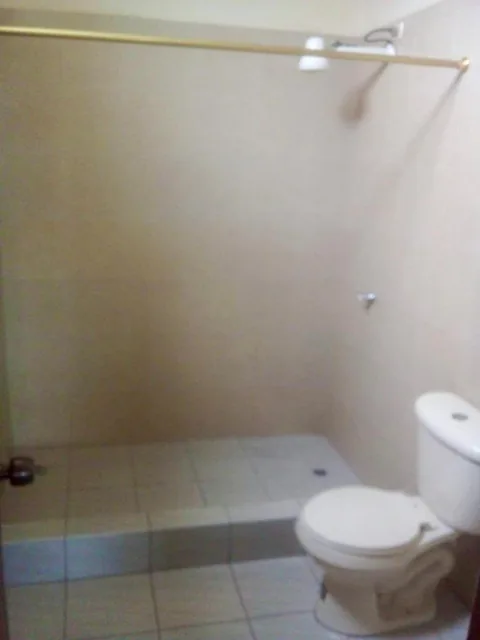 Vendo Casa Rentera con Dos Locales en Las Orquideas, Guayas — imagen 2
