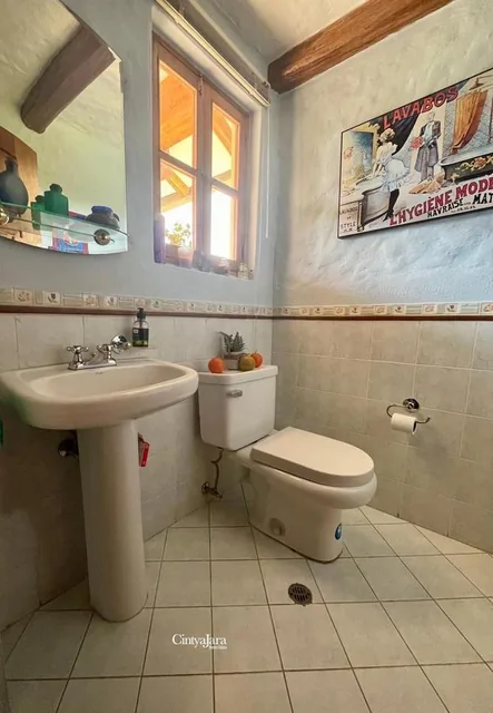 Tumbaco Casa - Quinta, Urbanización, Una Planta, Terreno 2000 m² — imagen 2
