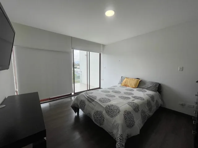 Casa de Venta, Tumbaco, Dentro de Conjunto — imagen 3