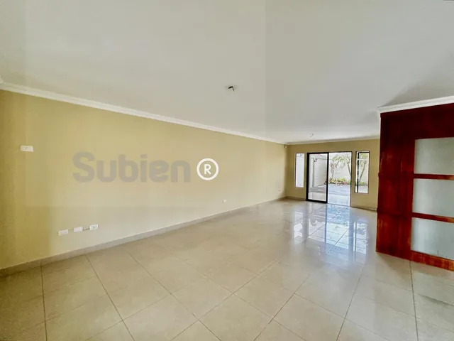 Vendo Alquilo Casa Km 3,5 Vía Samborondon 3 Dorm. Area Cerrada en Patio, Guayas — imagen 5