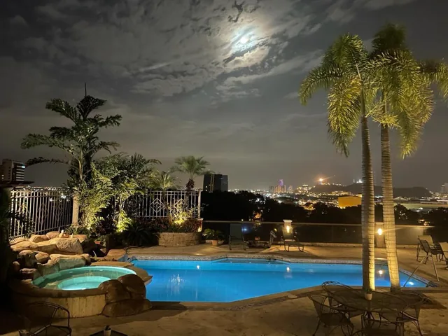 Casa en Venta Lomas de Urdesa, Guayas — imagen 5
