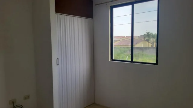 Venta de Casa Villa Club Via Samborondon Aurora - Mariuxi Rugel, Guayas — imagen 3