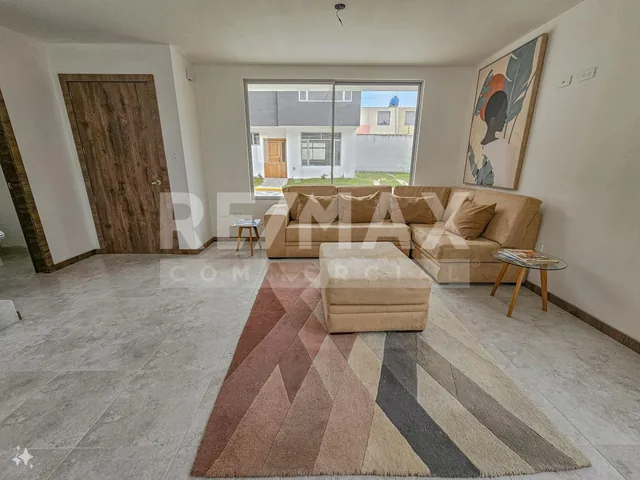 Re/max Futuro Vende Casas Vip por Estrenar Sector Mitad del Mundo — imagen 2
