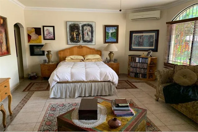 En Venta Casa en Urbanizacion Primeros Km m. Espinosa, Guayas — imagen 4