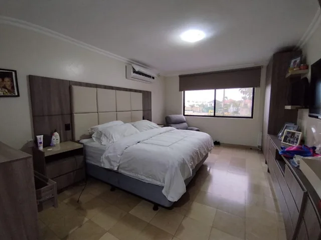 Hermosa Casa con Piscina Cerca Uees A. Blum, Guayas — imagen 4