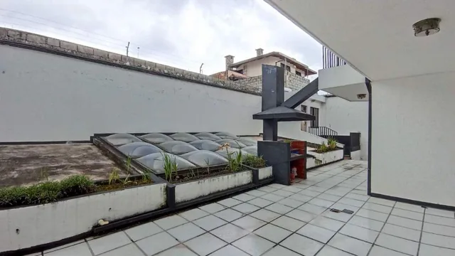 Casa con Piscina Cubierta, Sector Norte, Venta — imagen 5