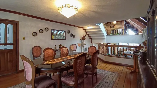 Casa con Piscina Cubierta, Sector Norte, Venta — imagen 4