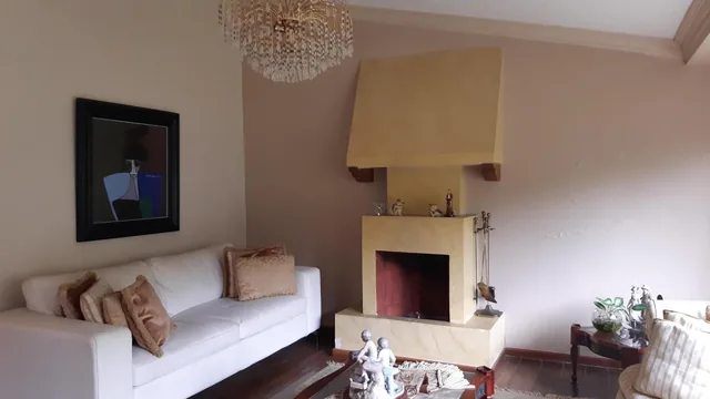 Ubicación Super Comercial Casa de Venta Sector Reservorio — imagen 4