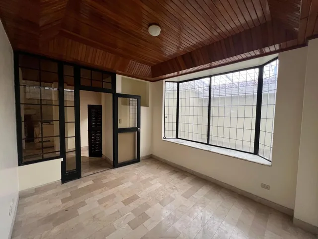 Venta Casa en Kennedy Norte (Uso de Suelo Comercial) Ideal Oficinas, Consultorios, Centros Capacitacion, Guayas — imagen 5
