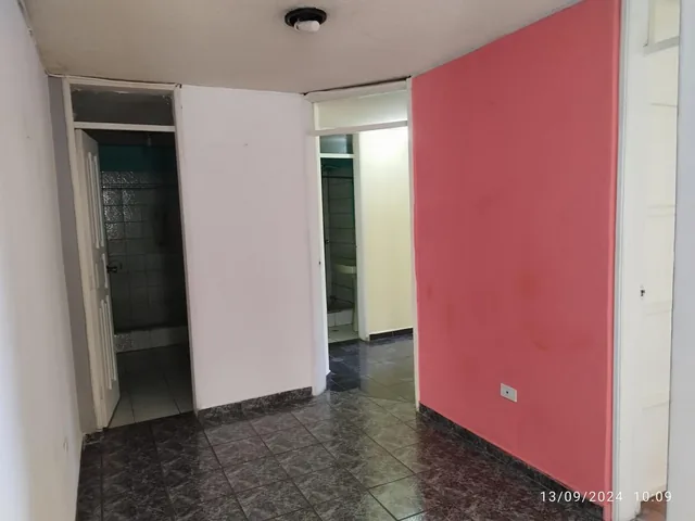 Vendo Casa Rentera de 470 m con 5 Departamentos en Ponceano Quito — imagen 4