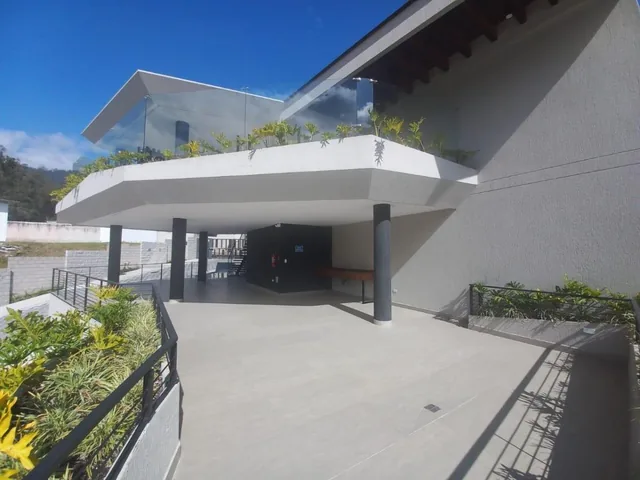 Ultima Casa Precio de Oportunidad Urbanizacion Privada - Casa de Venta — imagen 5