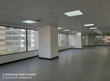 Kanda Inmobiliaria Vende Oficina de Lujo 400 m² Republica de El Salvador — imagen 4