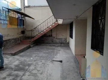 Ct Vendo Oportunidad!casa Rentera de 3 Pisos Mena del Hierro Calle Machala — imagen 2