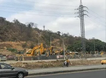 Alquilo Terreno Comercial Av Leon Febres Cordero, Ft Mix Center, Guayas — imagen 4