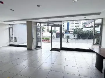 Amplio Local Comercial, 2 Parqueaderos, 1 Bodega, Guardiania 24/7. Mall Jardin — imagen 5