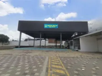 Av 4 de Noviembre, Vendo Local con Showroom y Talleres, 3.825 m², Manabí — imagen 2