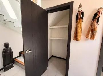 Se Vende Casa 3 Hab + 2 Parq - Sector El Nacional - Tumbaco — imagen 4