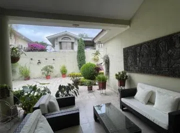 Casa con 4 Habitaciones en Venta en Samborondón, 607 m², Guayas — imagen 2