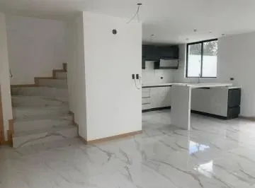 Veta Casas en Sangolquí Valle de Los Chillos 3 Dorm. — imagen 3