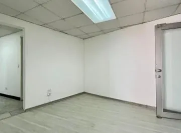 Norte de Quito, Oficina, Local — imagen 5
