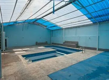 Vendo $134.900 Oficina - Local con Piscina Para Centro Médico, Spa, Fisioterapia — imagen 2