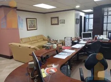 Oficina de Venta 220 Mt Av Colón 6 Oficinas Independientes Ideal Médicos, Coworking, Buffet Abogados — imagen 5