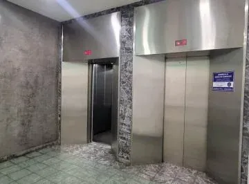 Vendo Oficina 60 m², Vista Frontal Cerca Parque La Carolina. Provincia de Pichincha — imagen 3
