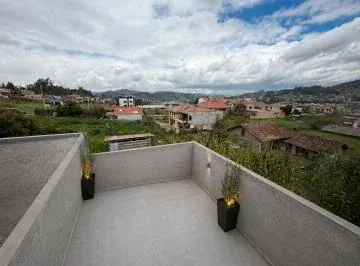 Modernas Casas a Estrenar Sector Colegio Borja (P3194), Azuay — imagen 3
