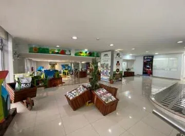 Venta Local Comercial Norte de Quito Av Shyris — imagen 2