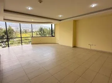 Oficina con Vista en Av Shyris y Rep. del Salvador — imagen 3