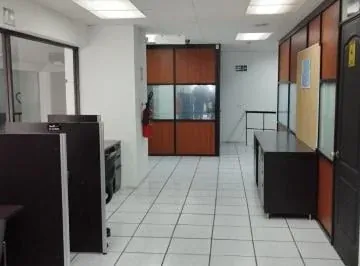 Vendo Local Comercial, Sánches y Cifuentes en Ibarra, Imbabura — imagen 5