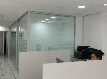 Vendo Local Comercial, Sánches y Cifuentes en Ibarra, Imbabura — imagen 4