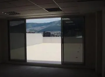 En Vende Oficina (Oportunidad) de 500 m con Amplias Terrazas Sector Coruña. Provincia de Pichincha — imagen 5