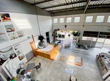Venta de Local Comercial / Bodega y Oficina / 414 m — imagen 2