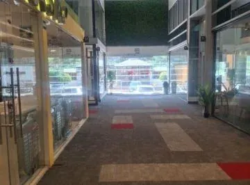 Vendo Local Comercial en Dicentro Sector del Bosque — imagen 3