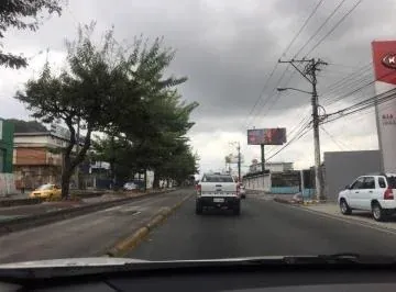 Oficina / Propiedad Comercial Muy Bien Ubicada en La Av Carlos Julio Arosemena, Guayas — imagen 5