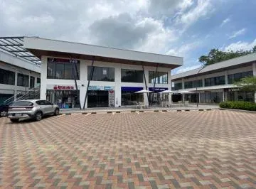 Local Comercial de 86 m² en Venta o Alquiler en Plaza Diamante (Sector La Joya), Guayas — imagen 2