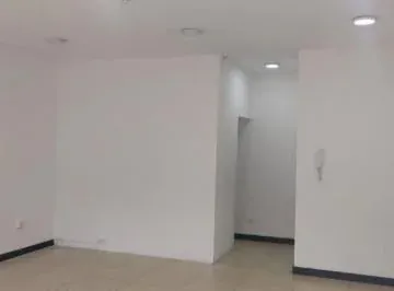 Venta de Local Edificio Amazonas Park Centro Norte Quito — imagen 2