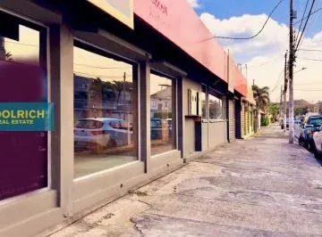 Vendo Local en Urdesa, Calle Balsamos, 477 m², Guayas — imagen 4
