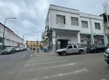 Local Comercial en Calle 13 y Av 6, Manabí — imagen 5