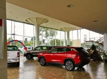 Vendo Concesionario en Av Galo Plaza Lasso, Sector Kennedy — imagen 2