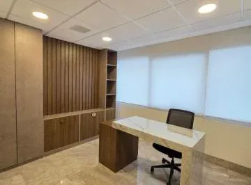 Platinum 1 - Exclusiva Oficina Amoblada en Venta y Alquiler, Guayas — imagen 4