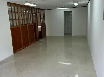 Oficina/local Comercial en Venta Sector Whymper y 6 de Diciembre — imagen 4