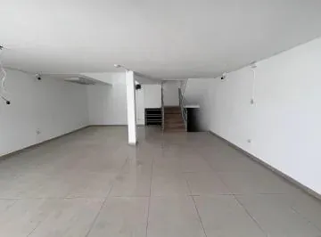 Venta Casa Comercial un Local y 5 Oficinas, Av 6 de Diciembre y de Las Hortencias — imagen 4