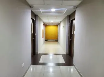 Oficina de Venta en El Edificio River Plaza, Ave León Febres Cordero. Guayas — imagen 3