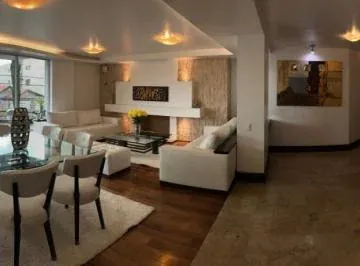 Departamento de Venta Quito Tenis, Terraza Frontal, Edificio Exclusivo, de Lujo — imagen 4