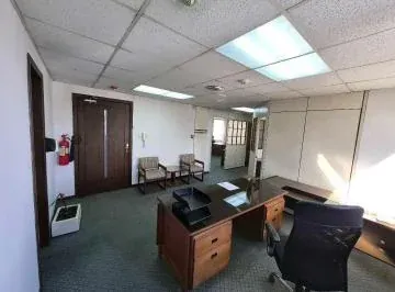 Venta Oficina, Edificio Corporativo, Piso Alto, La Carolina, Amazonas — imagen 4