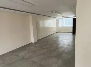 De Venta Acogedora Oficina Remodelada de 60 m en La 10 de Agosto y Orellana — imagen 5